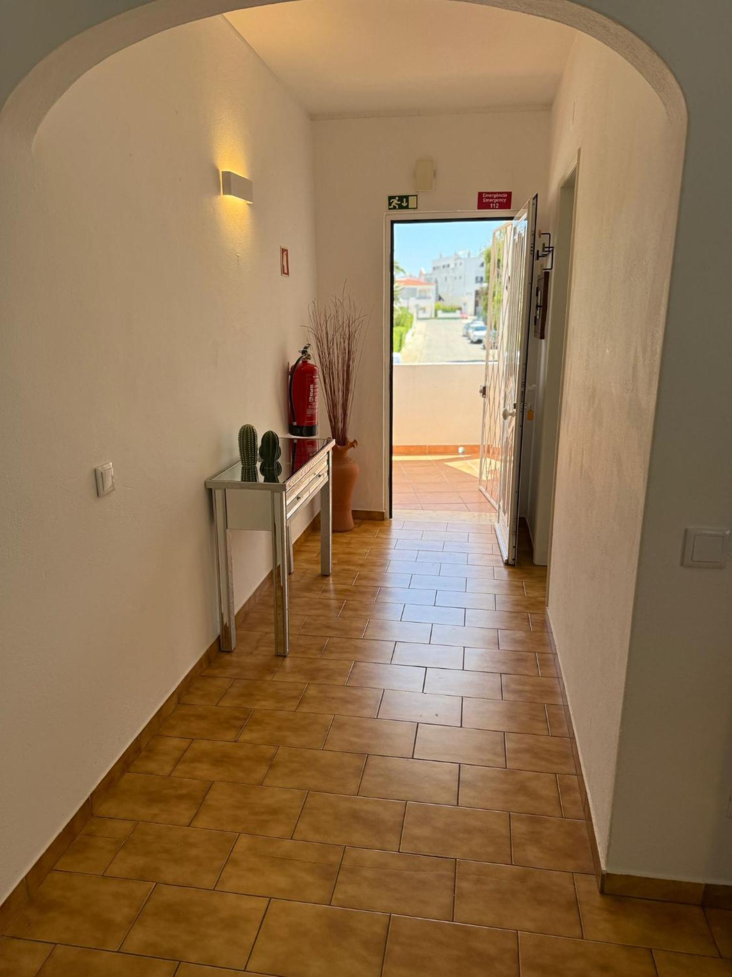 Cozy Apartment Oura Beach Albufeira Extérieur photo