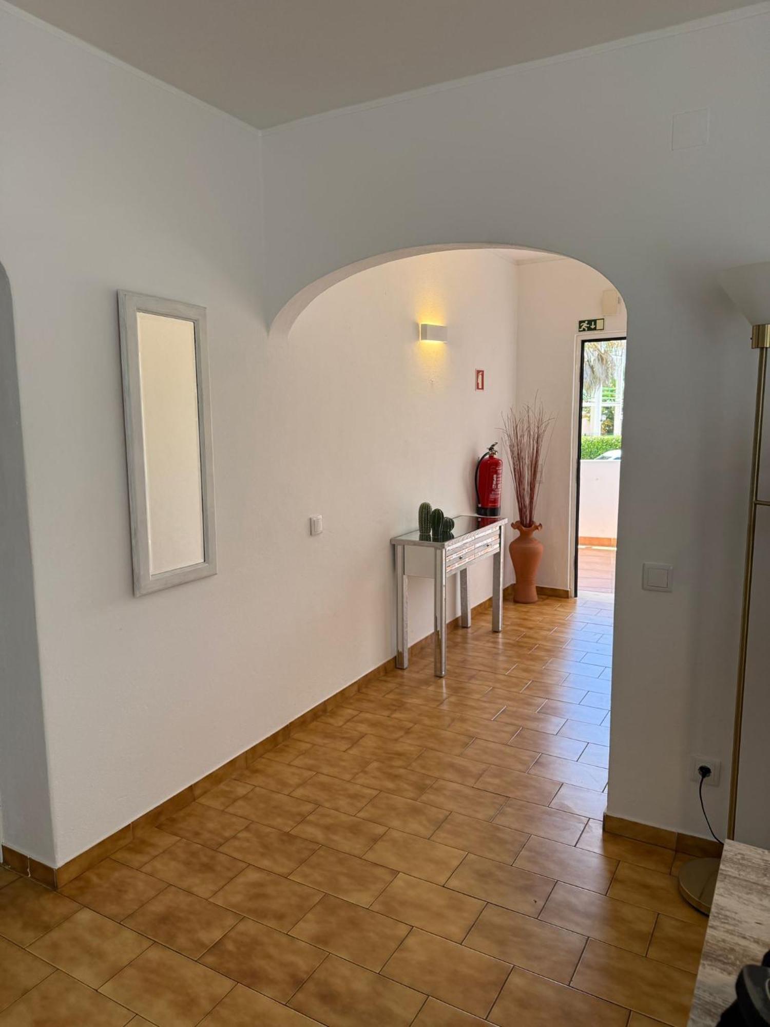 Cozy Apartment Oura Beach Albufeira Extérieur photo